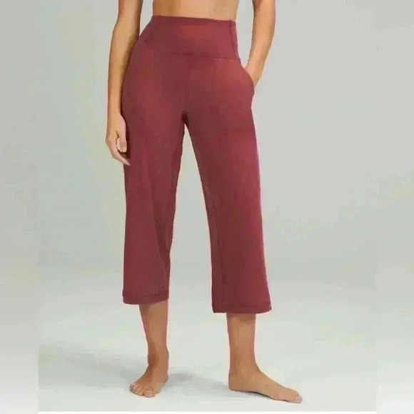 Lululemon Align Super-High-Rise Wide Leg Crop 23
